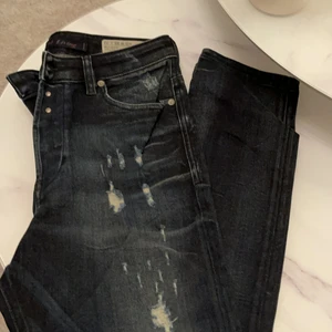 Jeans från diesel i storlek 25 - Helt nya! Endast använt en gång!