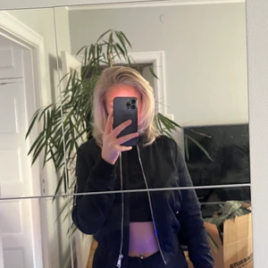 Bomberjacka  - Storlek S, använd fåtal gånger, bra skick, nypris 299.