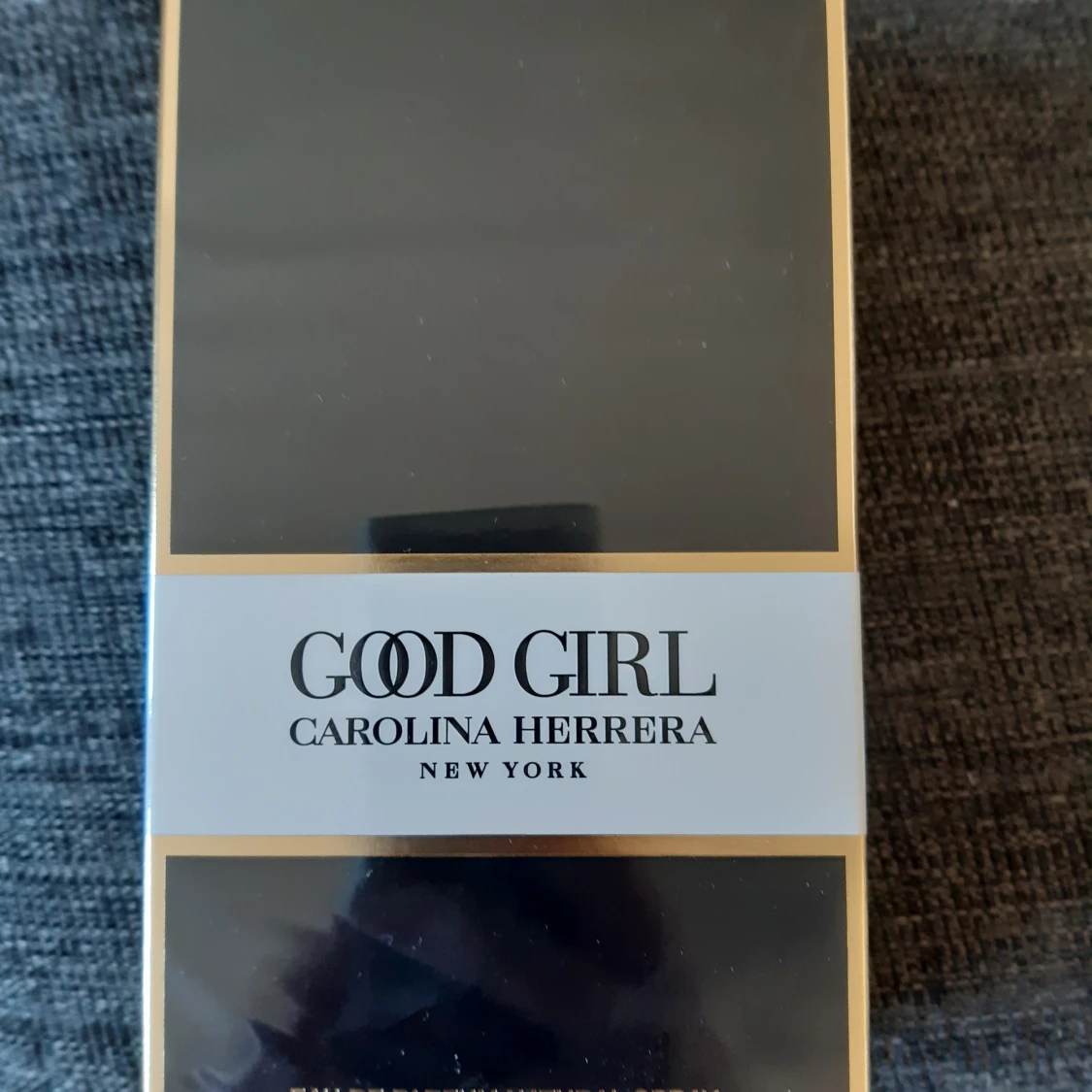 Good girl parfym carolina herrera  - 90