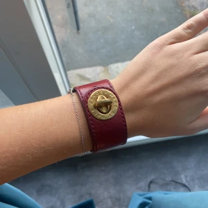 Marc Jacobs armband  - Väldigt fint armband!