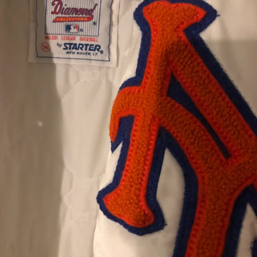 ”Vintage New York Mets Authentic Starter Jacket” Bra skick, liten i storleken. Jackor.