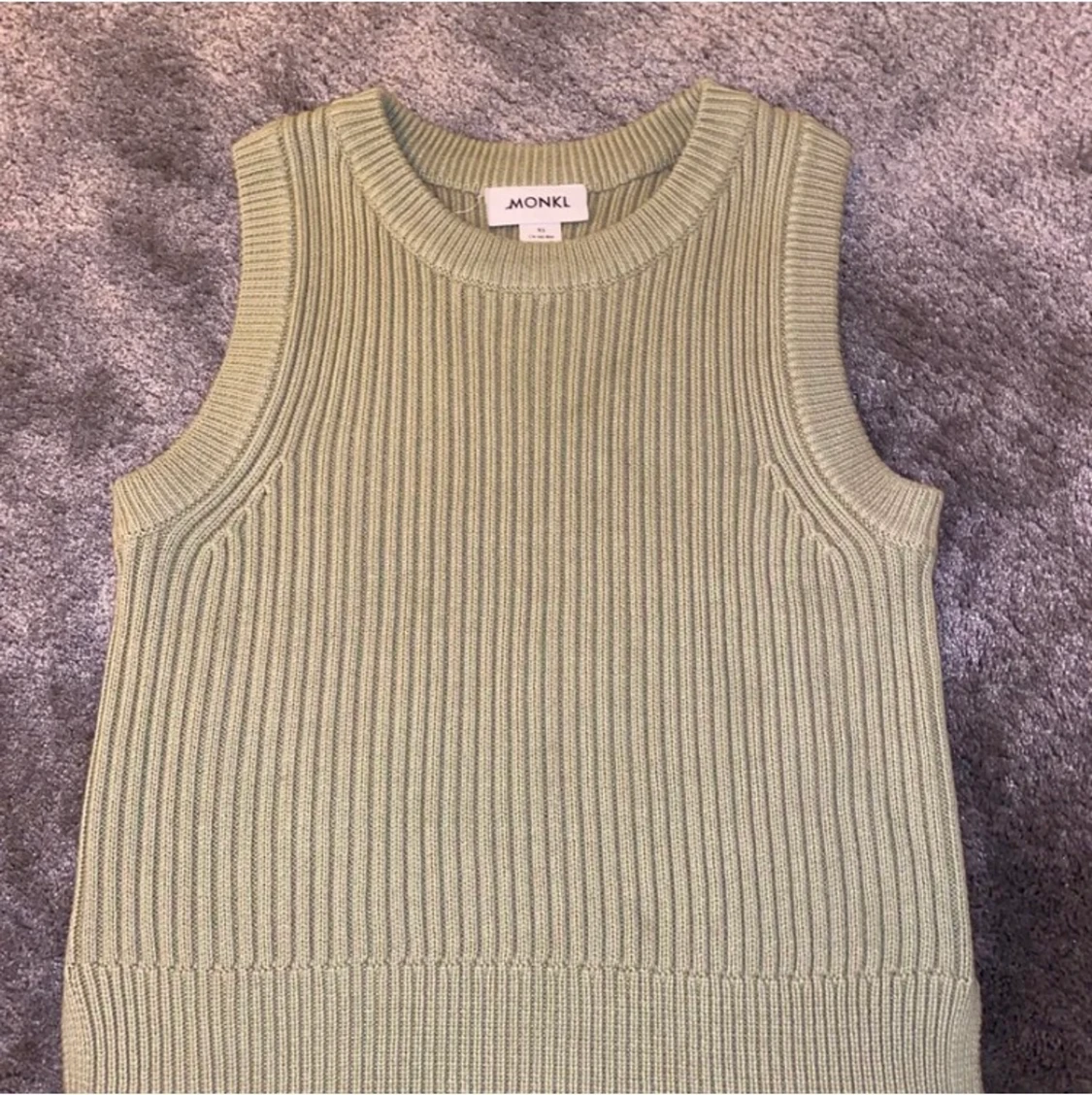 grön väst monki💚