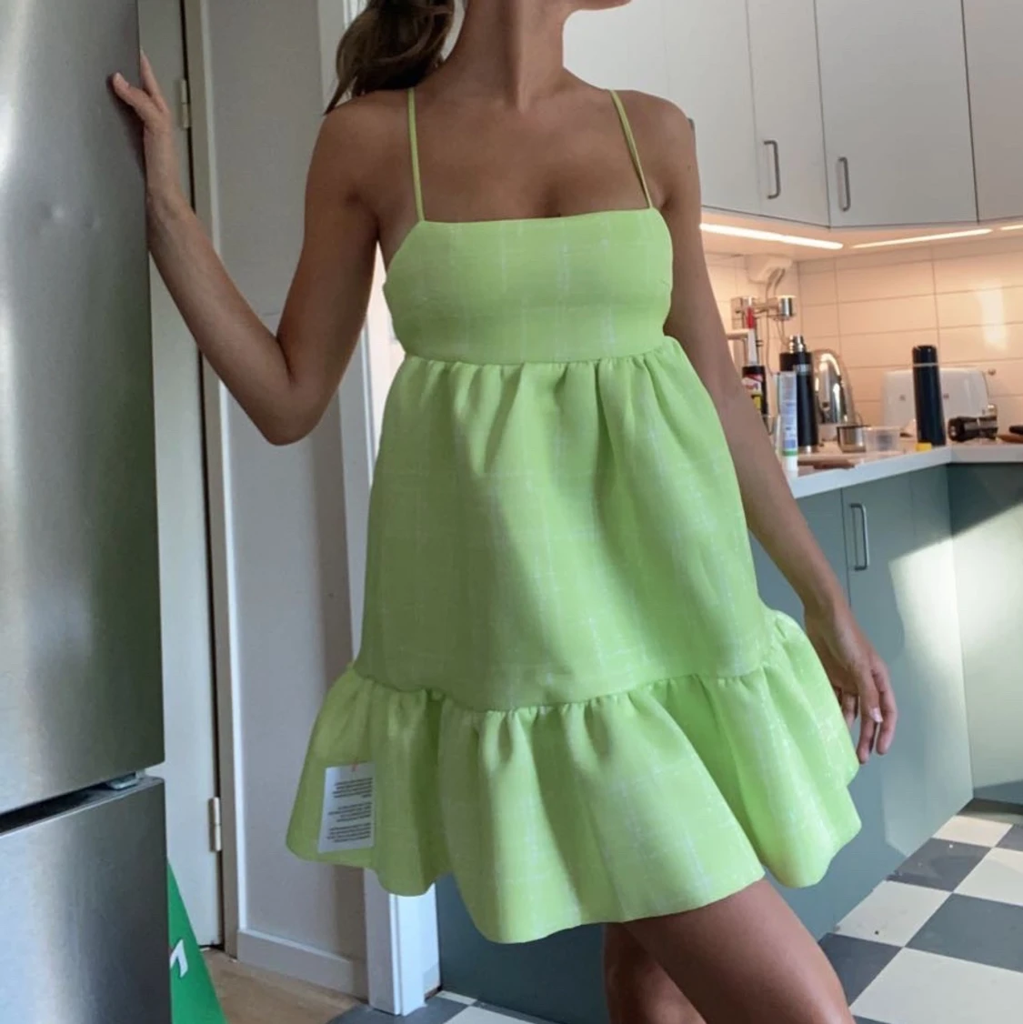 Slutsåld grön klänning 