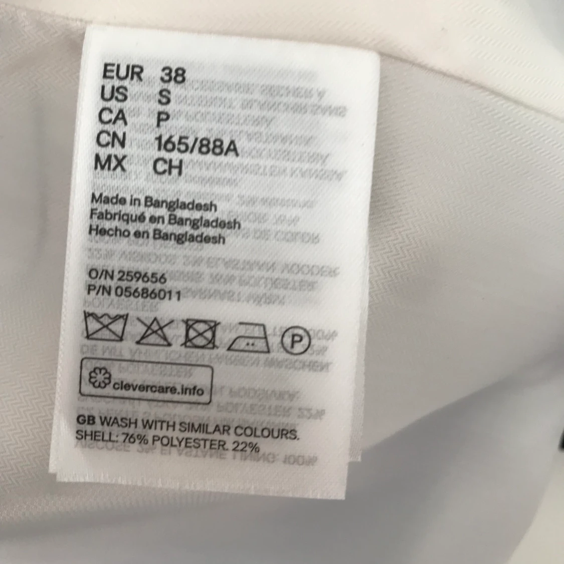 Oanvänd blå kavaj från HM - 90