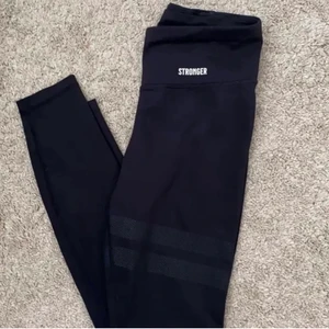 Stronger - Lägger upp igen pgr av oseriösa köpare, säljer då mina stronger som användts 1 t 2 ggr och är i nyskick !