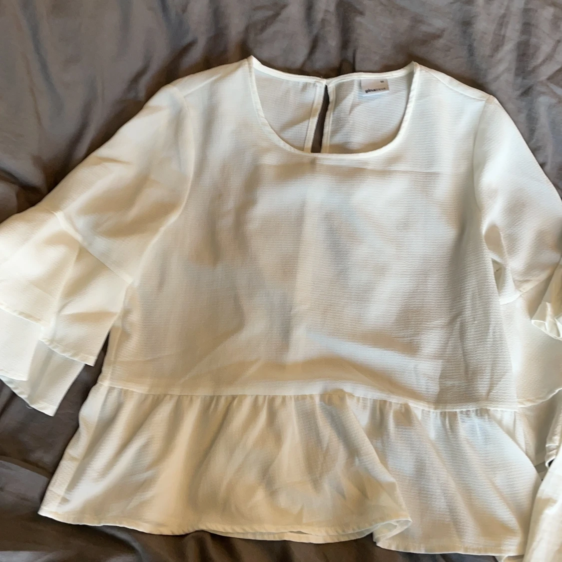  Fintröjor båda för 30kr  - 90