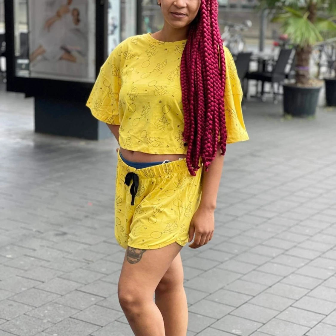 Mysiga Disney, looney tunes(twitty) och nalle puh pyjamas  - 90