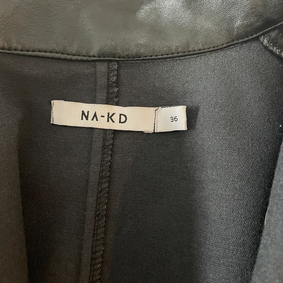 Läderklänning från NA-KD - 90