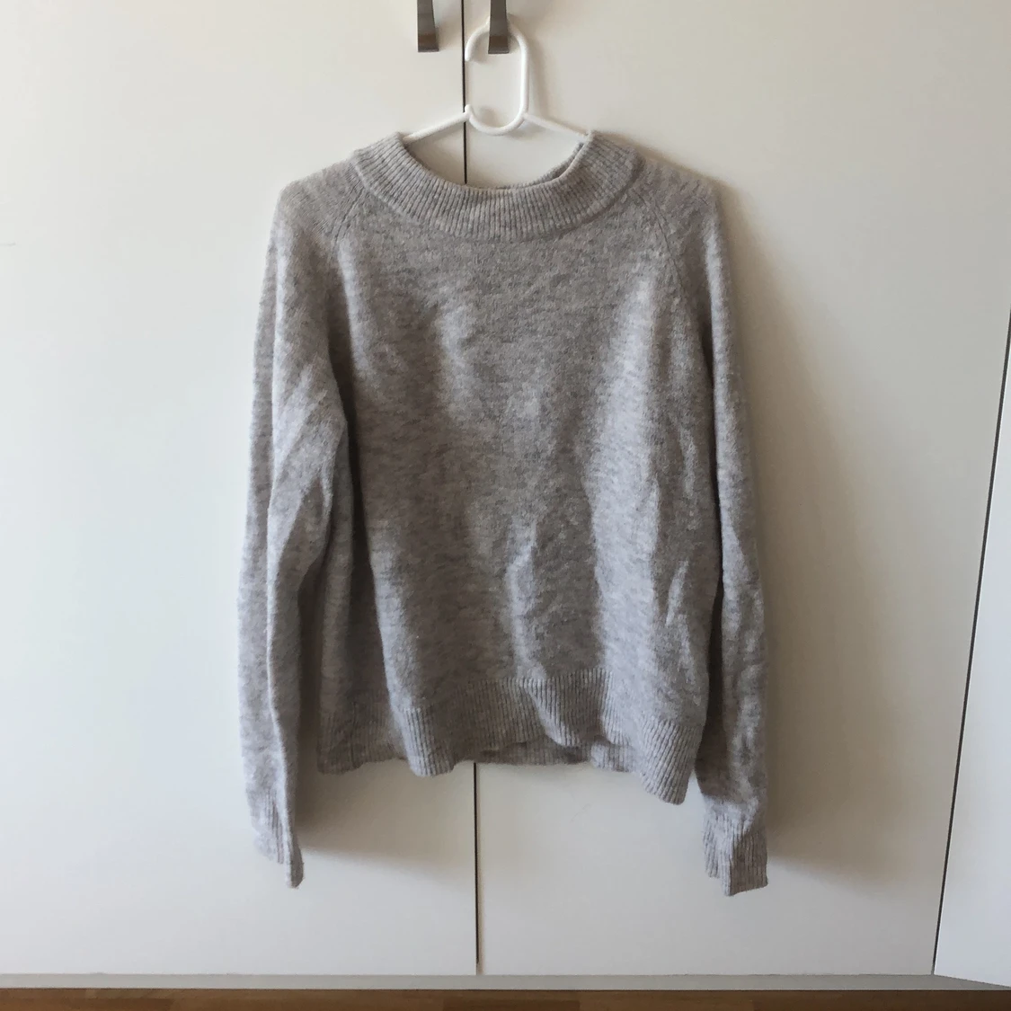 Mysig stickad tröja