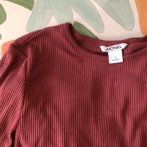 Croptop  - Ribbad croptop