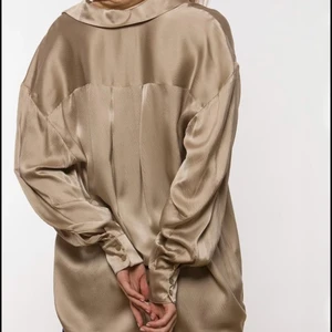 DAGMAR - Gina silk - Gott skick Storlek 38 