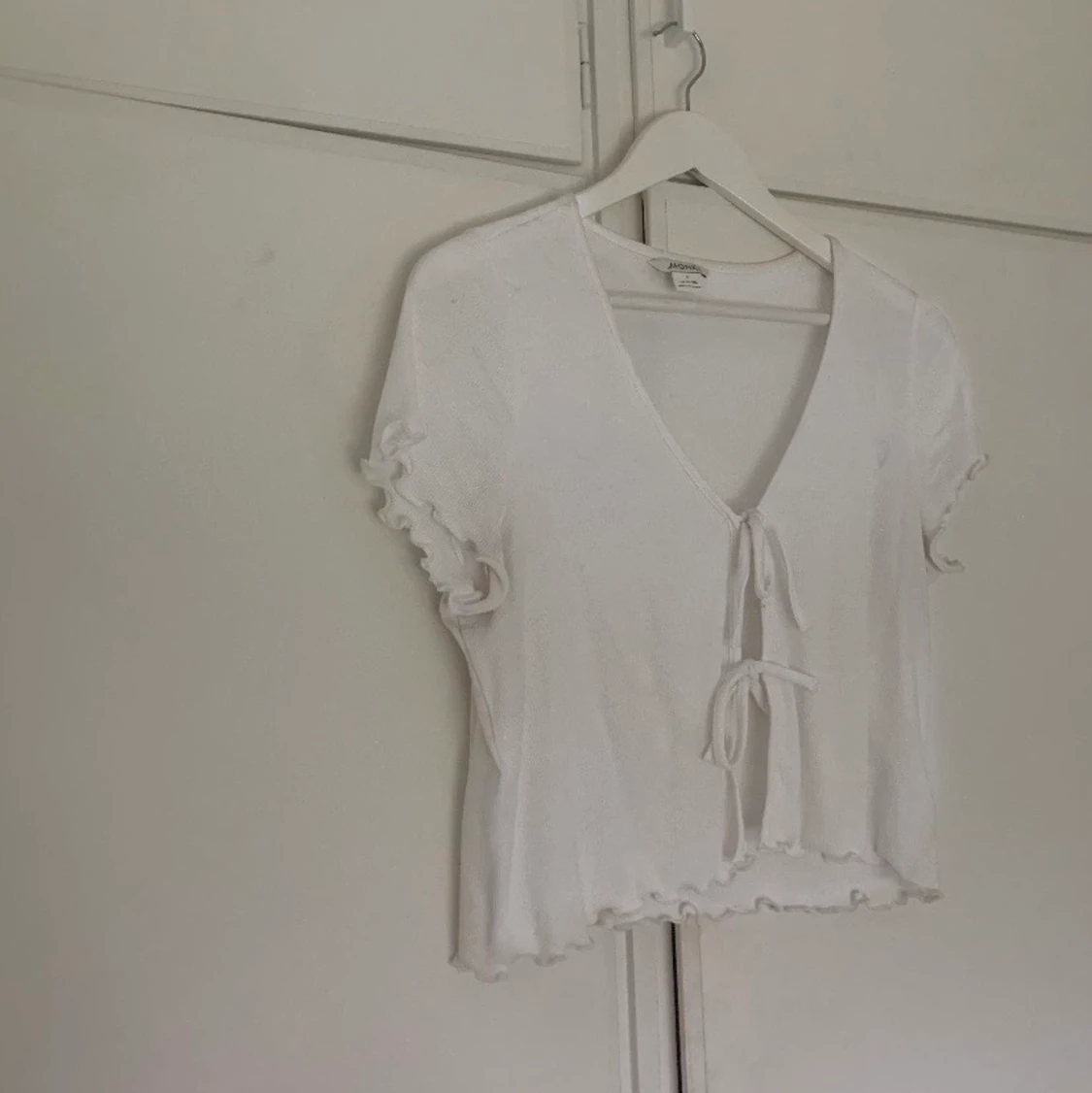 Vit knytopp från Monki🤎