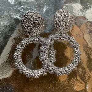 Örhänge  - Oanvända 