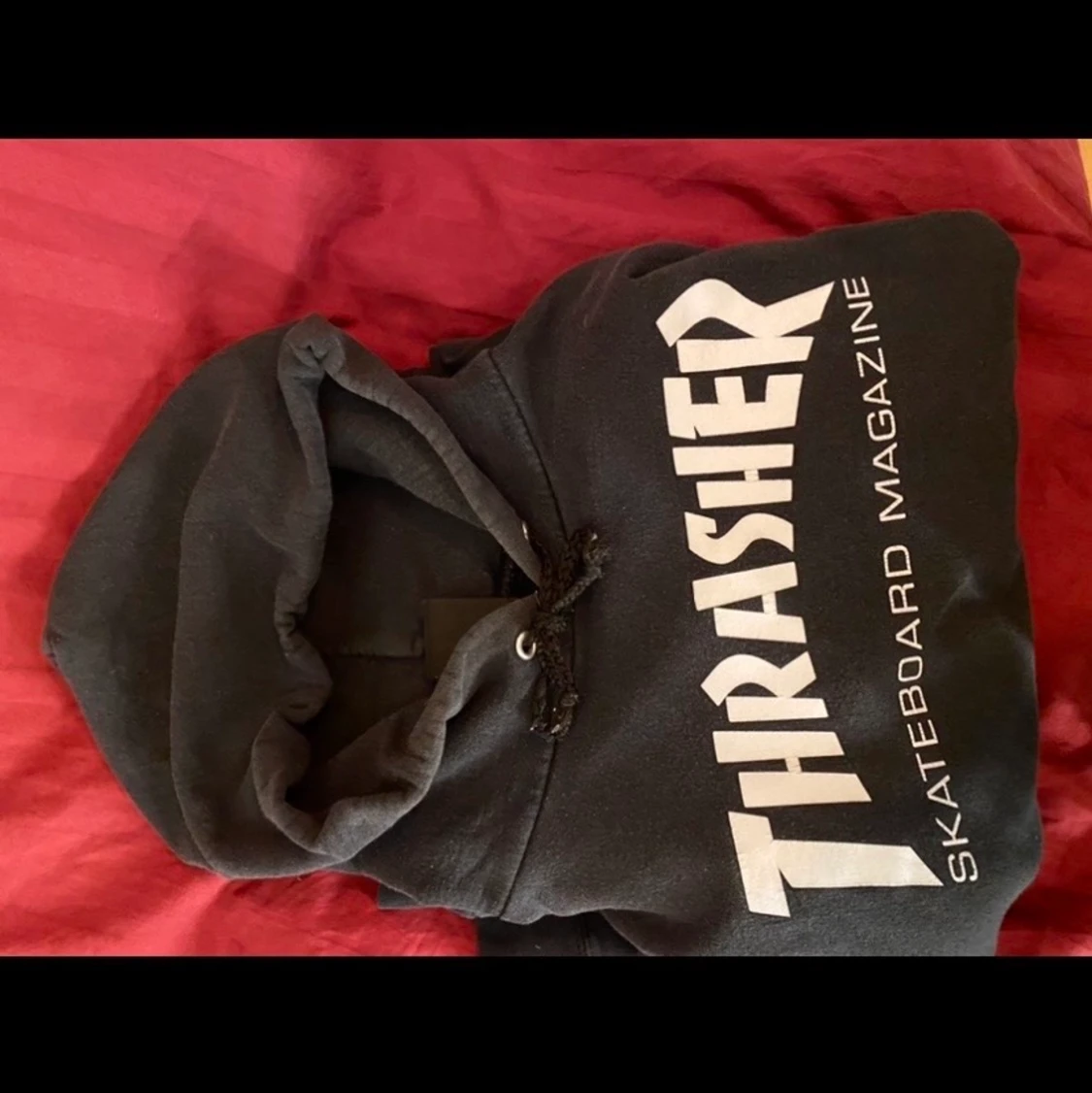 Svart thrasher hoodie - 90