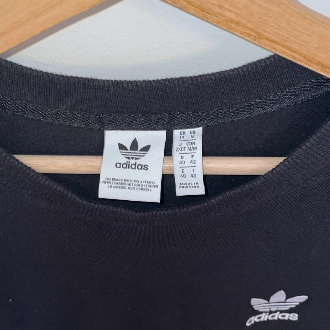 Klänning från adidas i stl 40  - 90