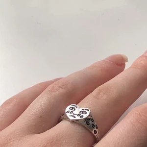 Silver ring  - Silverring för 25kr kan skickas omgående! Kontakta vid frågor & intresse!💗