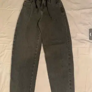 Ett par jeans för 75kr