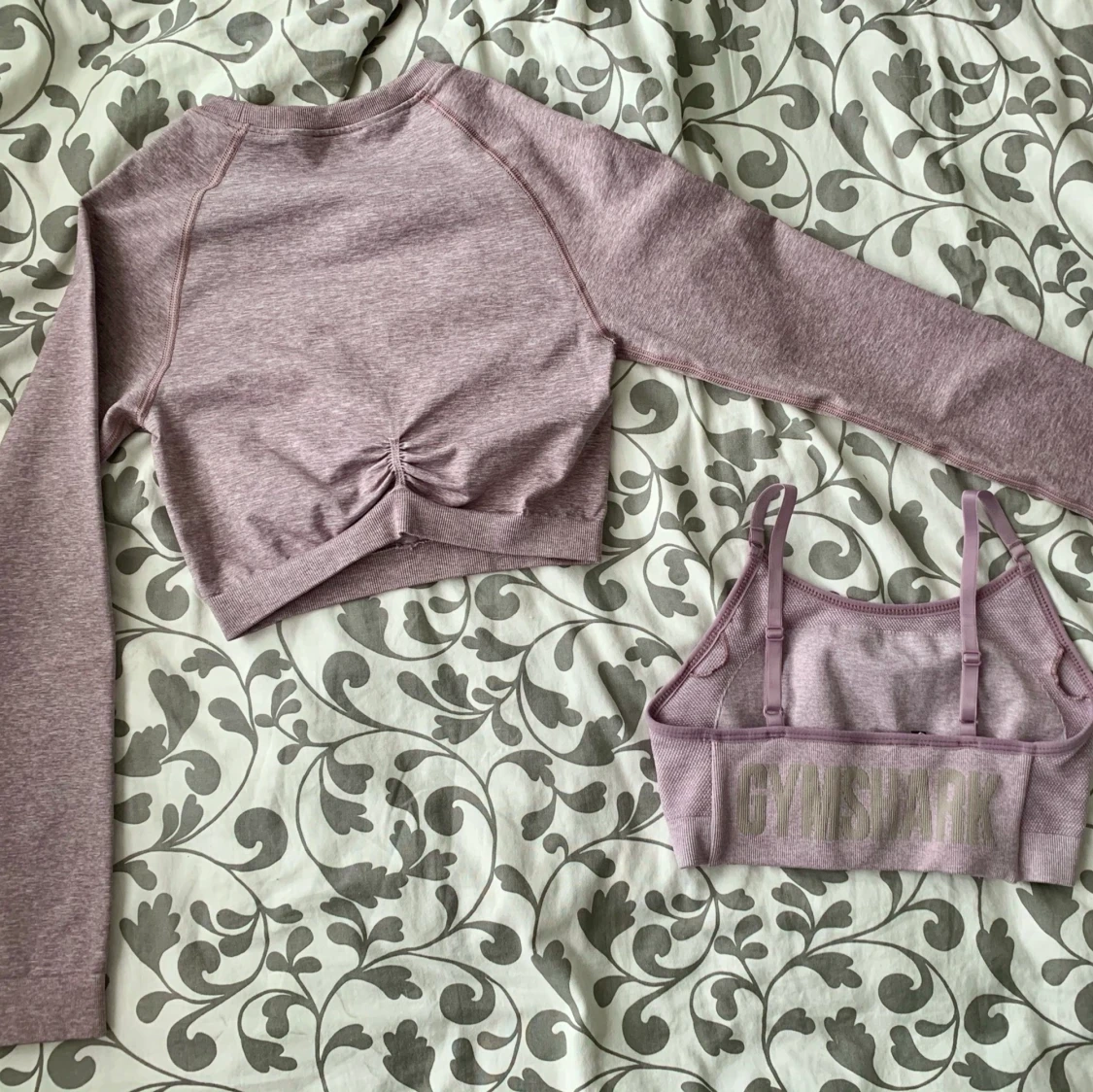 Gymshark Toppar (250 kr/st,400 för båda) - 91