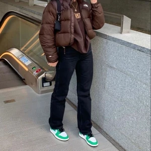 Jeans  - Svarta jeans från weekday i strl. 28/32💓✌🏽 366 inkl. Frakt 💓💓