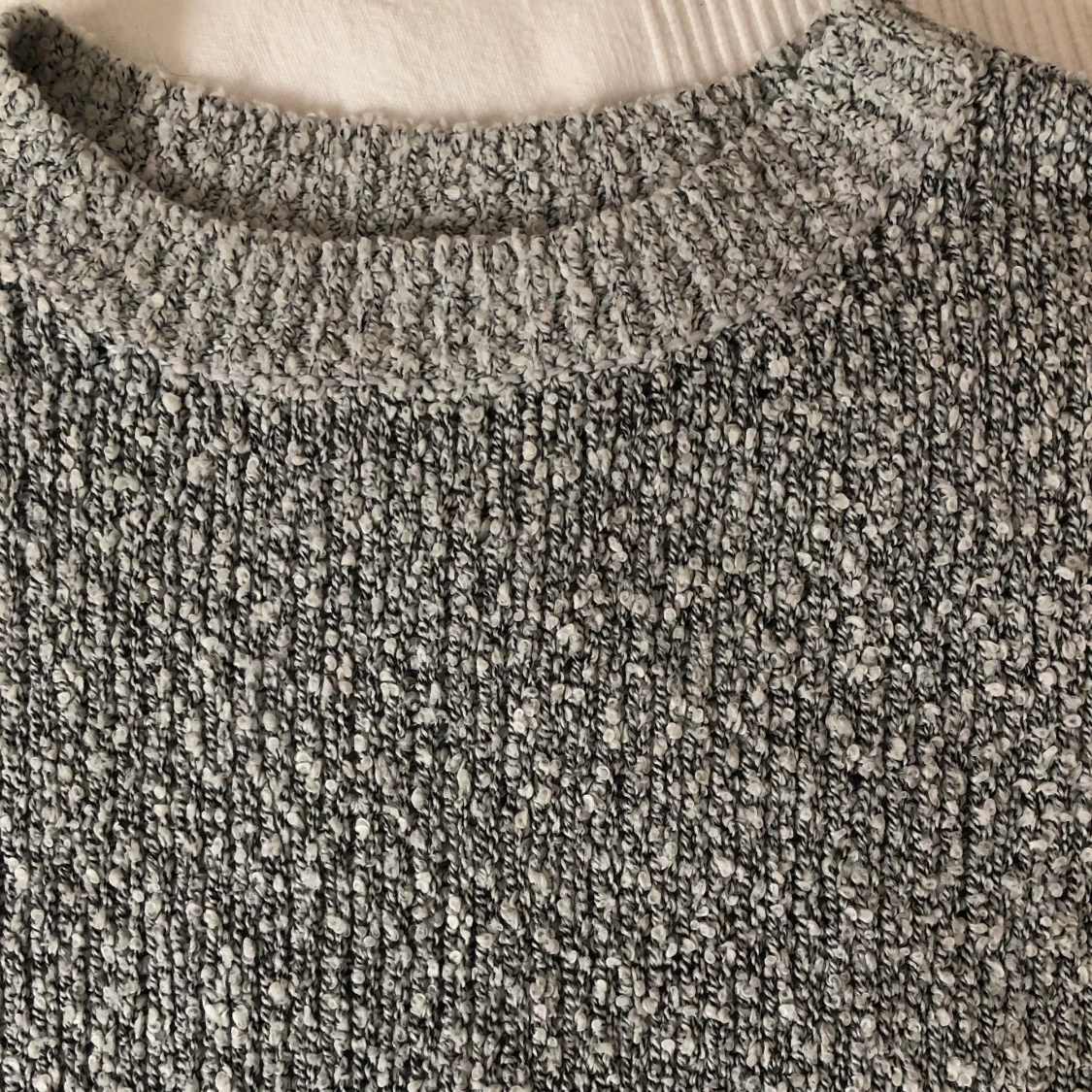 stickad tröja storlek S - 91