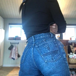 Vintage jeans - Högmidjade 80-tals stil. Vintage . Xs/s
