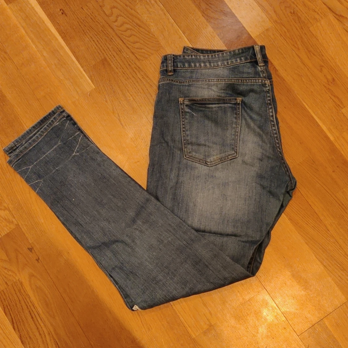 Low rise ripped jeans slim fit  - 90