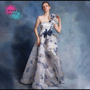 Design evening dress incoutre - Blue and white dress, no damage, s size 