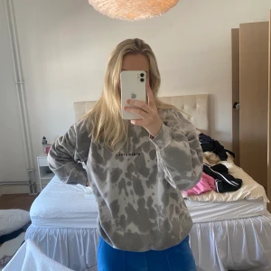 Tröja  - Tröja från Missguided, använd fåtal gånger