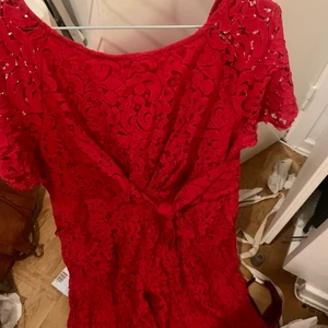 Så snygg byxdress från Lindex!  - Byxdress från Lindex i storlek xl. Sparsamt använd, utmärkt skick! 