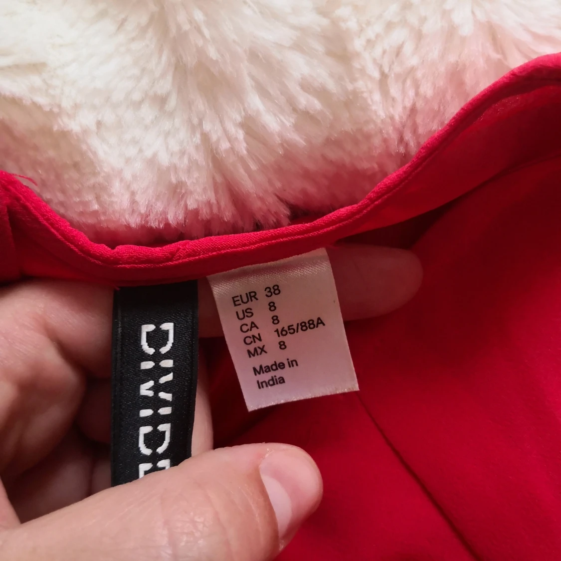 Röd/cerise klänning  - 91