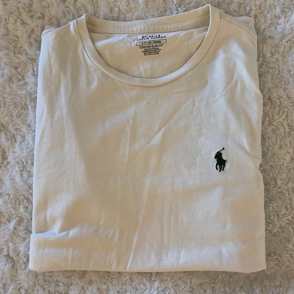 Vit Ralph Lauren t-shirt | Plick Second Hand