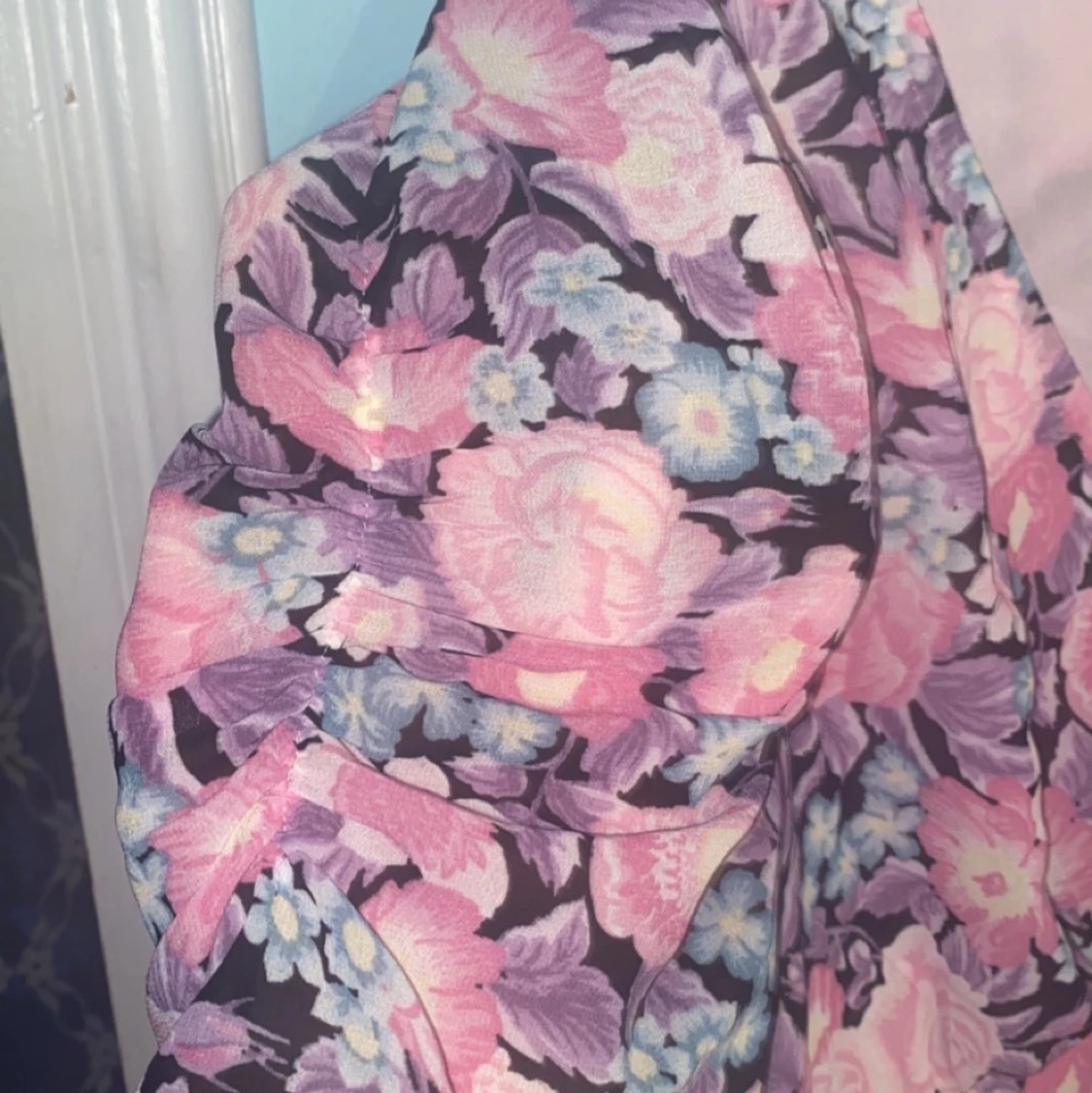 Klänning med puffärm - 90