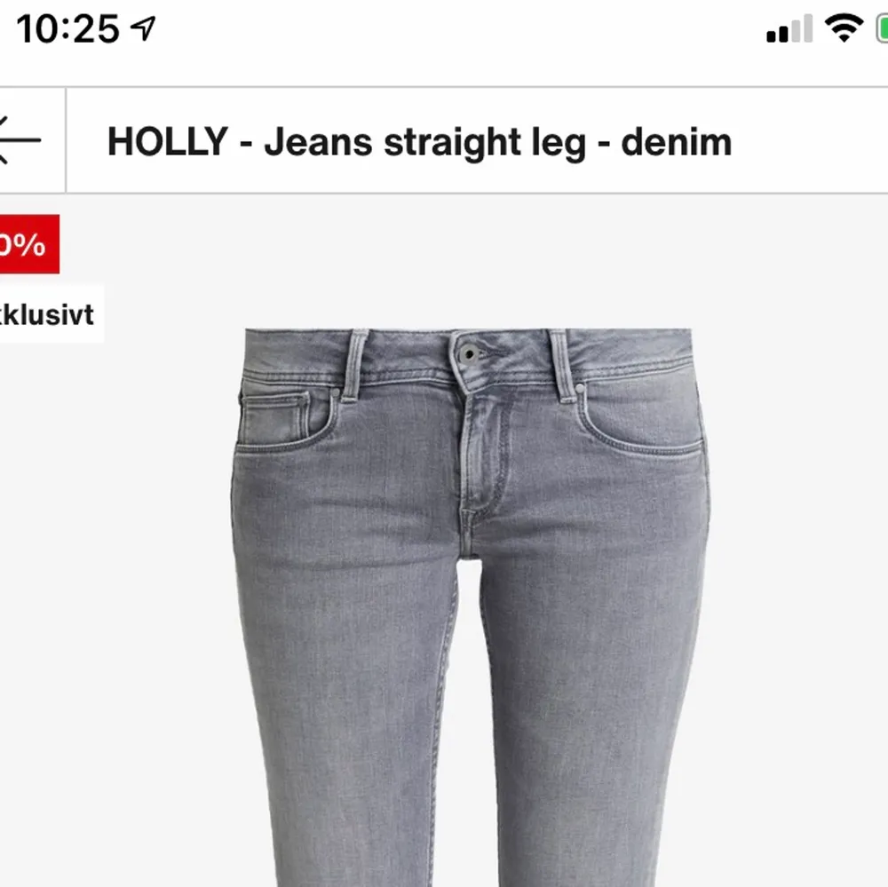 Verkligen ett utav mina favoritjeans men de är tyvärr för stora för mig😢  strl 32x34 från pepe jeans, de är vääääldigt stretchiga så skulle säkert passa någon med större storlek💓🙌🏼  Nypris 750!. Jeans & Byxor.