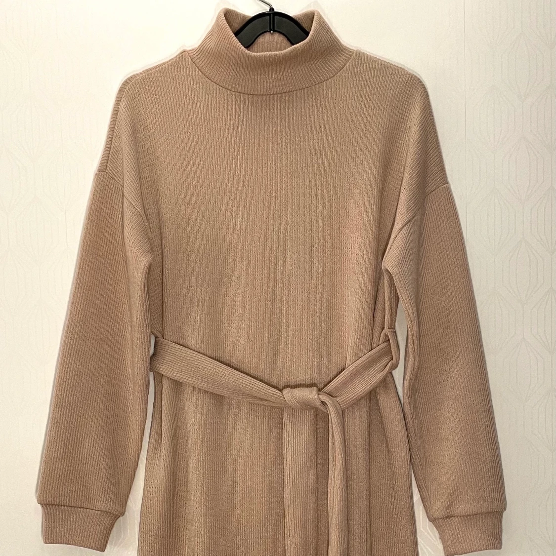 varm klänning med skärp