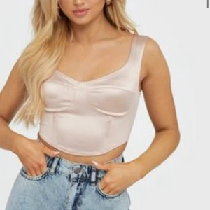 Topp  - Topp från Nelly , helt ny 