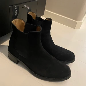 Tiger of Sweden boots mocka - Mocka-boots från tiger of Sweden. Knappt använda.