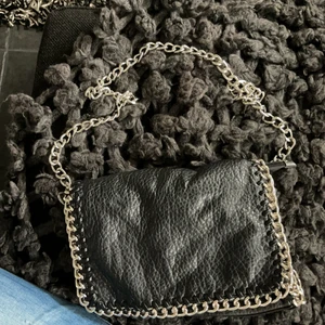 Väska - Så fin väska från tiamo🤎 Fint skick