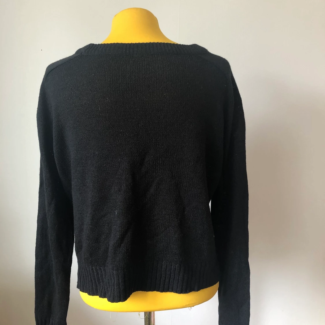 Svart tunnt stickad tröja - 90