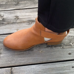 bruna skor storlek 38 - Enkla men ändå superfina. Funkar till allt🥰