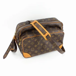 Louis Vuitton Shoulder Bag - Preowned. Good condition. 