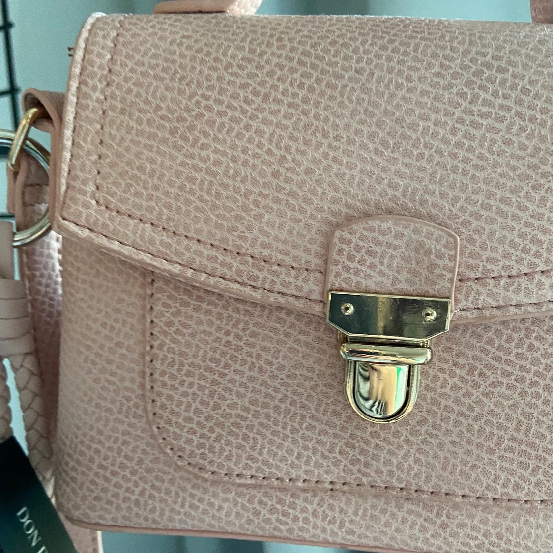 Smutsrosa väska  - 90