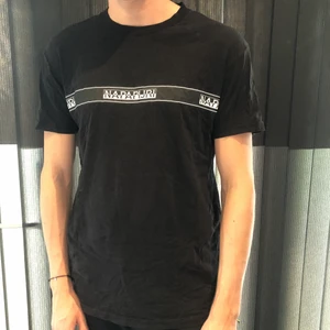 Napapijri tshirt  - Helt oanvänd, nyskick