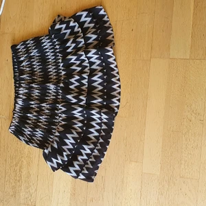 Söt summer kjol  - I mycket bra skick och passar xs_ a.