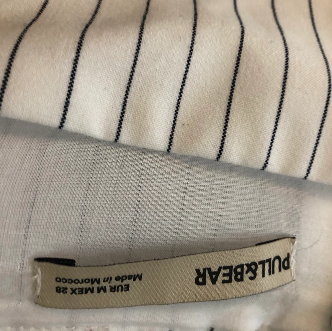 Jättefin vit randig klänning - 24