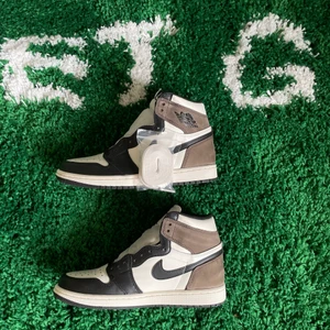 Air Jordan 1  - Helt nya aj1 mocha, allt og finns.