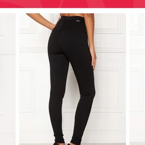 Dr denim - Svarta jeans ifrån dr denim. Jätte fina, stl xs/s