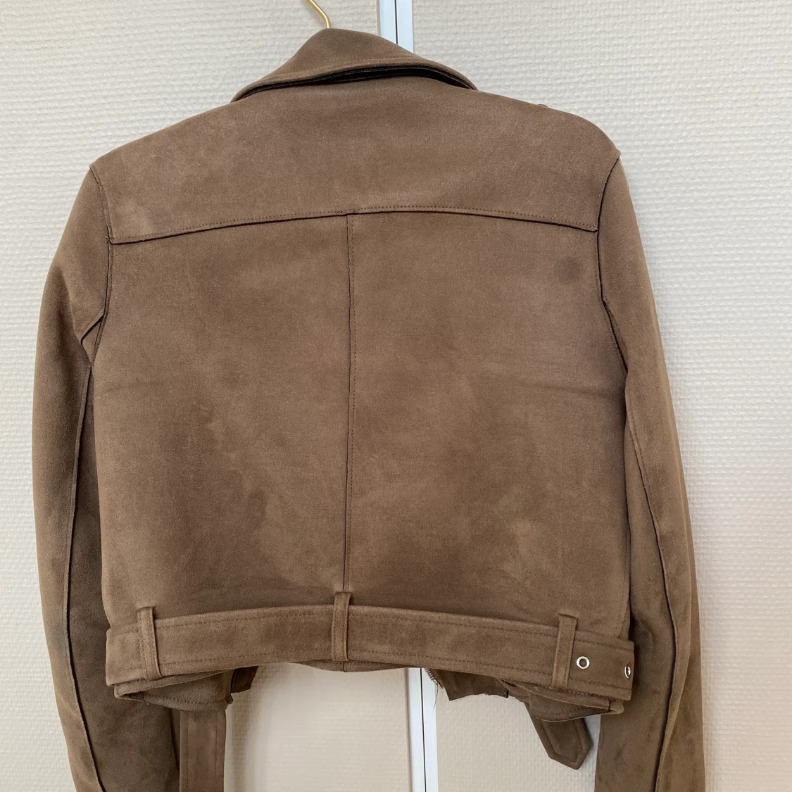 Brun mocka jacka  - 90