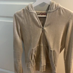 Juicy couture kofta - Storlek M men passar S