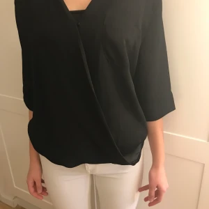 Xs topp blus  - Xs blus i svart 