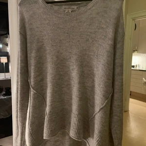 grå stickad tröja - superfin grå stickad tröja, 